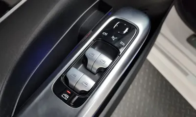 Mercedes-Benz C-Class 2025, 8145 км, за 34549.96 USD - фото 28
