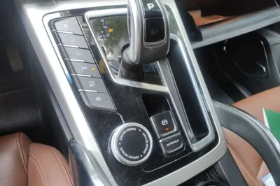 Geely Auto Emgrand X7 Sport 2020, 97700 км, за 7247 USD - фото 11