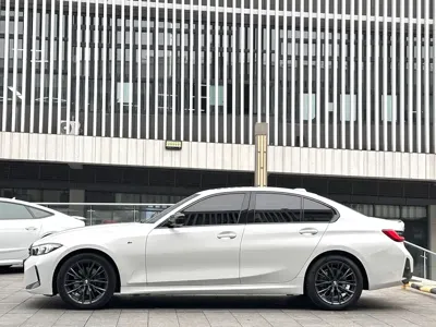 BMW 3 Series 2024, 40000 км, за 21246 USD