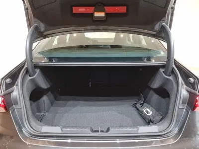 Audi A3 2025, 2577 км, за 20690.13 USD - фото 20