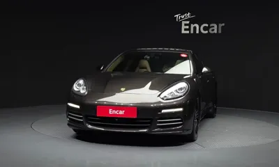 Porsche Panamera 2016, 110303 км, за 16901.77 USD