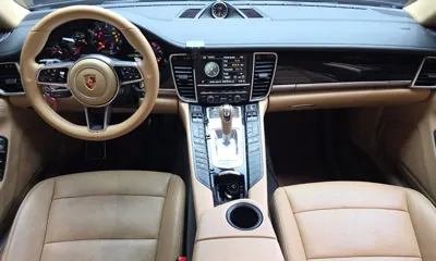 Porsche Panamera 2016, 110303 км, за 16825.23 USD - фото 7