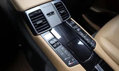 Porsche Panamera 2016, 110303 км, за 16825.23 USD - фото 18