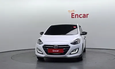 Hyundai i30 2015, 124651 км, за 3938.56 USD