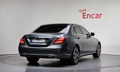 Mercedes-Benz E-Class 2019, 62757 км, за 19627.15 USD