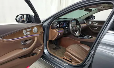 Mercedes-Benz E-Class 2019, 62757 км, за 19627.15 USD - фото 10