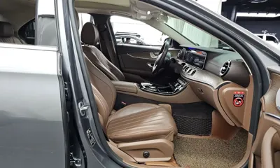 Mercedes-Benz E-Class 2019, 62757 км, за 19627.15 USD - фото 11