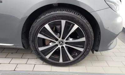 Mercedes-Benz E-Class 2019, 62757 км, за 19627.15 USD - фото 21