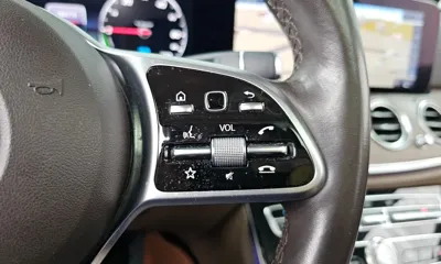 Mercedes-Benz E-Class 2019, 62757 км, за 19627.15 USD - фото 32