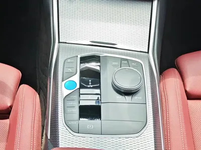 BMW i3 2025, 32000 км, за 21727.42 USD - фото 16