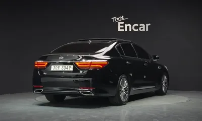 Kia K9 2016, 130313 км, за 7469.28 USD