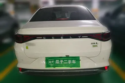 Geely Auto Emgrand L HiP 2022, 8600 км, за 9661 USD