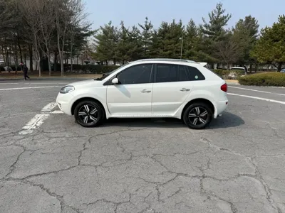 Renault-KoreaSamsung QM5 2015, 92381 км, за 3172.93 USD