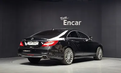 Mercedes-Benz CLS-Class 2015, 98609 км, за 13615.64 USD