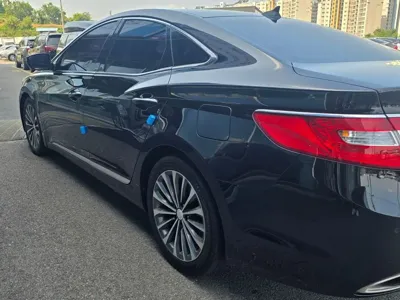 Hyundai Grandeur 2014, 175242 км, за 3931.99 USD