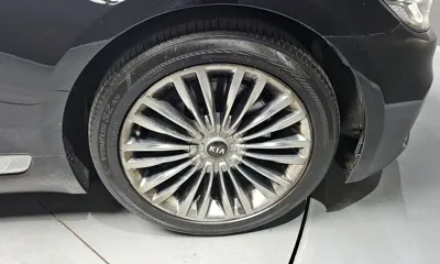 Kia K9 2020, 233079 км, за 8729.65 USD