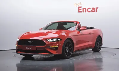Ford Mustang · 2021 год