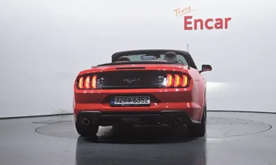 Ford Mustang 2021, 84938 км, за 14779.29 USD