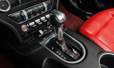 Ford Mustang 2021, 84938 км, за 14779.29 USD - фото 9