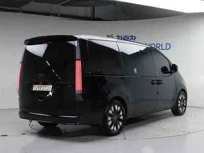 Hyundai Staria 2022, 77535 км, за 21847.66 USD