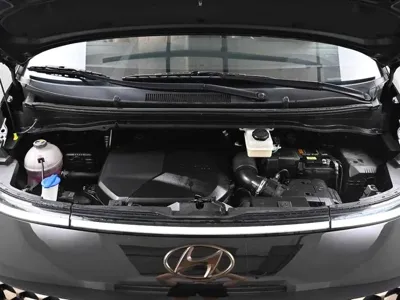 Hyundai Staria 2022, 77535 км, за 21847.66 USD - фото 6