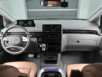 Hyundai Staria 2022, 77535 км, за 21847.66 USD - фото 7