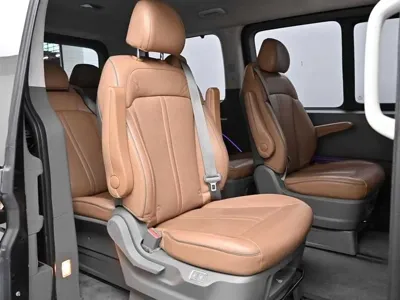 Hyundai Staria 2022, 77535 км, за 21847.66 USD - фото 12