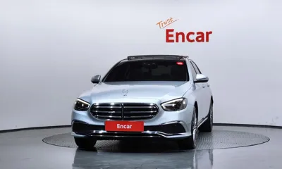 Mercedes-Benz E-Class 2023, 31456 км, за 37133.57 USD
