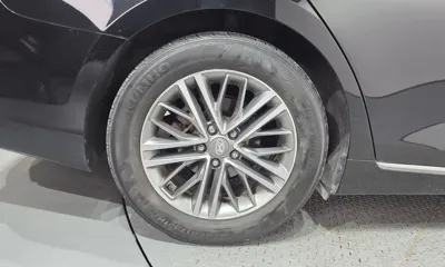 Hyundai Grandeur 2018, 165193 км, за 6229.49 USD