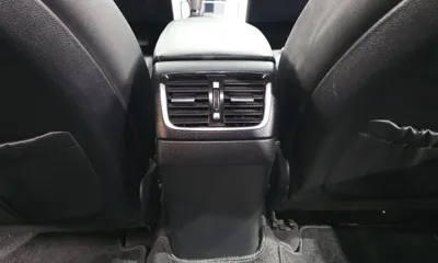 Hyundai Grandeur 2018, 165193 км, за 6229.49 USD - фото 28