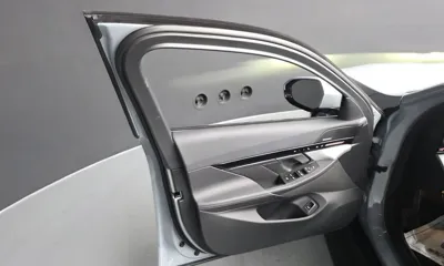 BMW 5-Series 2024, 28179 км, за 40983.64 USD - фото 24