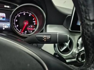 Mercedes-Benz GLA-Class 2019, 87232 км, за 11832.37 USD - фото 8