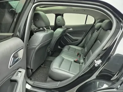 Mercedes-Benz GLA-Class 2019, 87232 км, за 11832.37 USD - фото 12