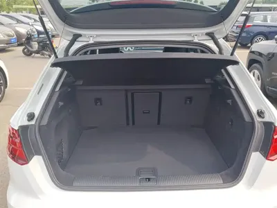 Audi A3 2018, 46400 км, за 9932.12 USD