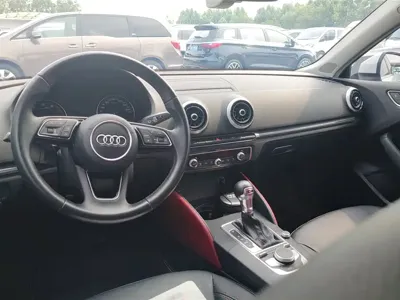 Audi A3 2018, 46400 км, за 9932.12 USD - фото 12