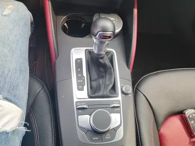 Audi A3 2018, 46400 км, за 9932.12 USD - фото 16