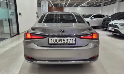 Lexus ES 2023, 34370 км, за 35775.24 USD