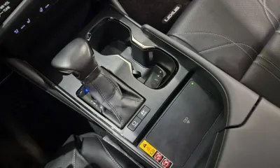 Lexus ES 2023, 34370 км, за 35504.9 USD - фото 9