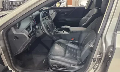 Lexus ES 2023, 34370 км, за 35504.9 USD - фото 10