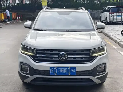 Volkswagen Tacqua 2024, 53000 км, за 9829.12 USD
