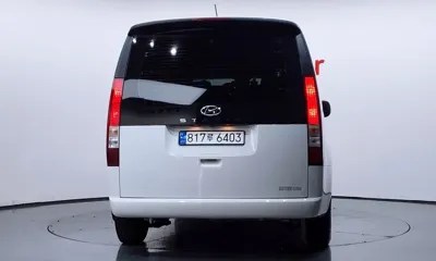 Hyundai Staria 2023, 43857 км, за 16121.69 USD - фото 4