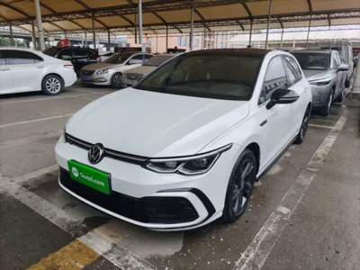 Volkswagen Golf · 2023 год