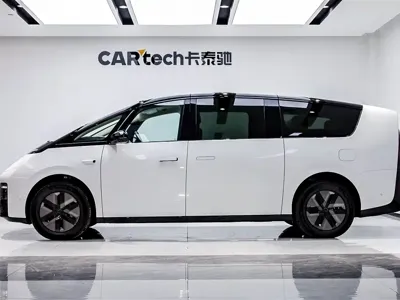 Li Auto Li MEGA 2025, 6200 км, за 69127.41 USD