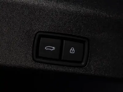 Li Auto Li MEGA 2025, 6200 км, за 69127.41 USD - фото 21