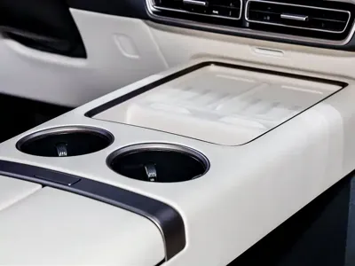Li Auto Li MEGA 2025, 6200 км, за 69127.41 USD - фото 25
