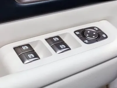 Li Auto Li MEGA 2025, 6200 км, за 69127.41 USD - фото 30