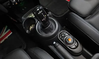MINI Cooper 2020, 88840 км, за 10097.73 USD - фото 9