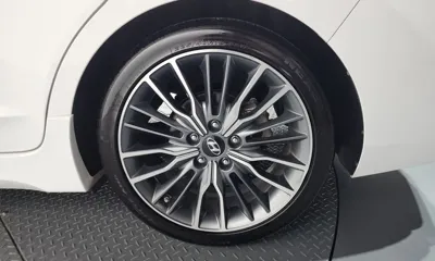 Hyundai Avante 2017, 92604 км, за 8139.61 USD - фото 21