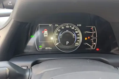 Lexus ES 2025, 4500 км, за 46322 USD - фото 5