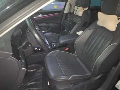 Volkswagen Passat 2023, 46500 км, за 17161.13 USD - фото 8